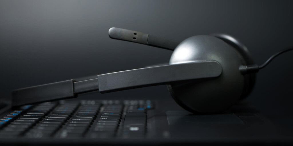 Headset on a laptop computer